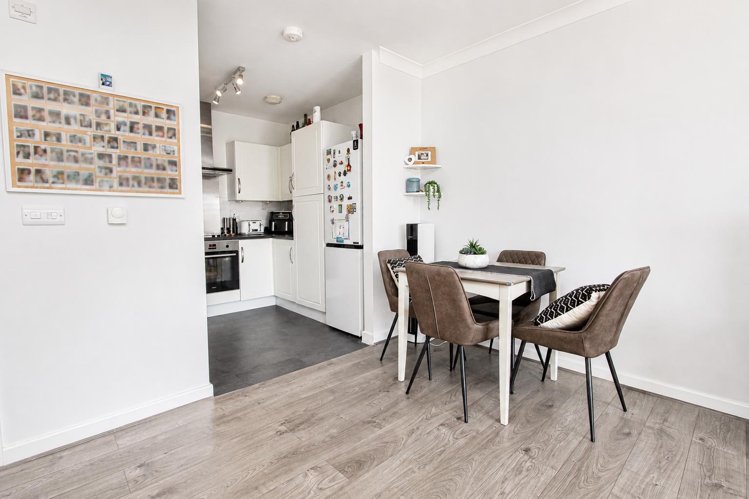 Ferndale Crescent, Carshalton
